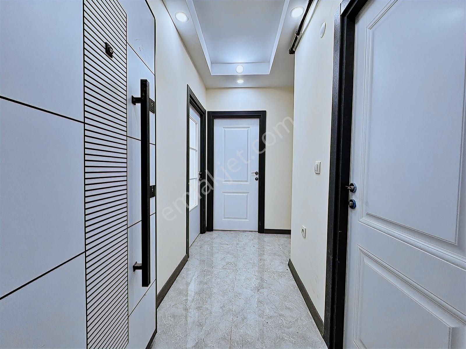 Beylikdüzü Yakuplu Da Satılık 1+1 Ön Cephe Balkonlu Daire - Görsel 6