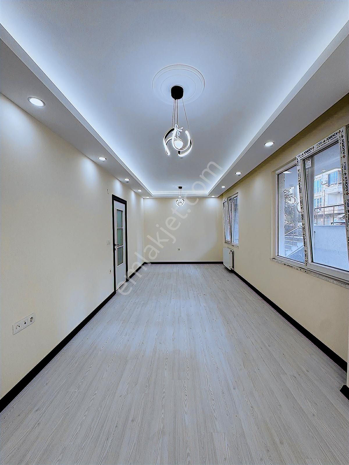 Beylikdüzü Yakuplu Da Satılık 1+1 Ön Cephe Balkonlu Daire - Görsel 21