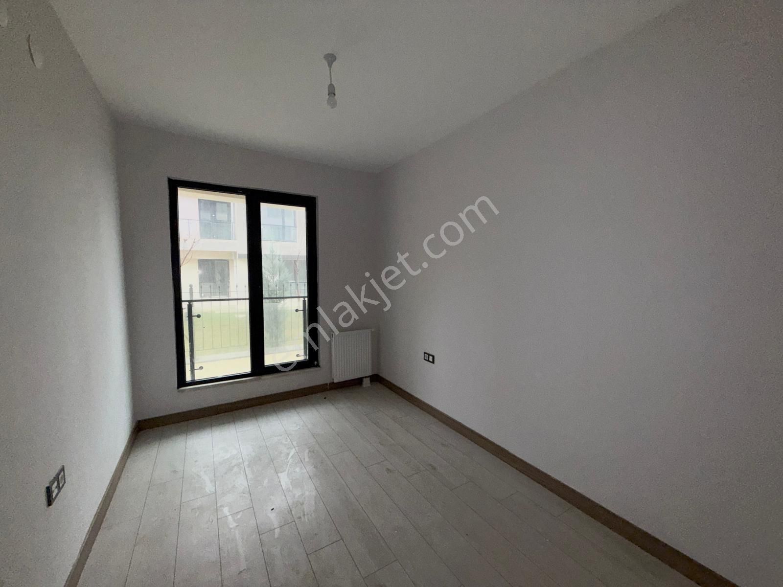 Göl Manzaralı 3+1 Kapalı Mutfak Kiralık Daire - Görsel 9