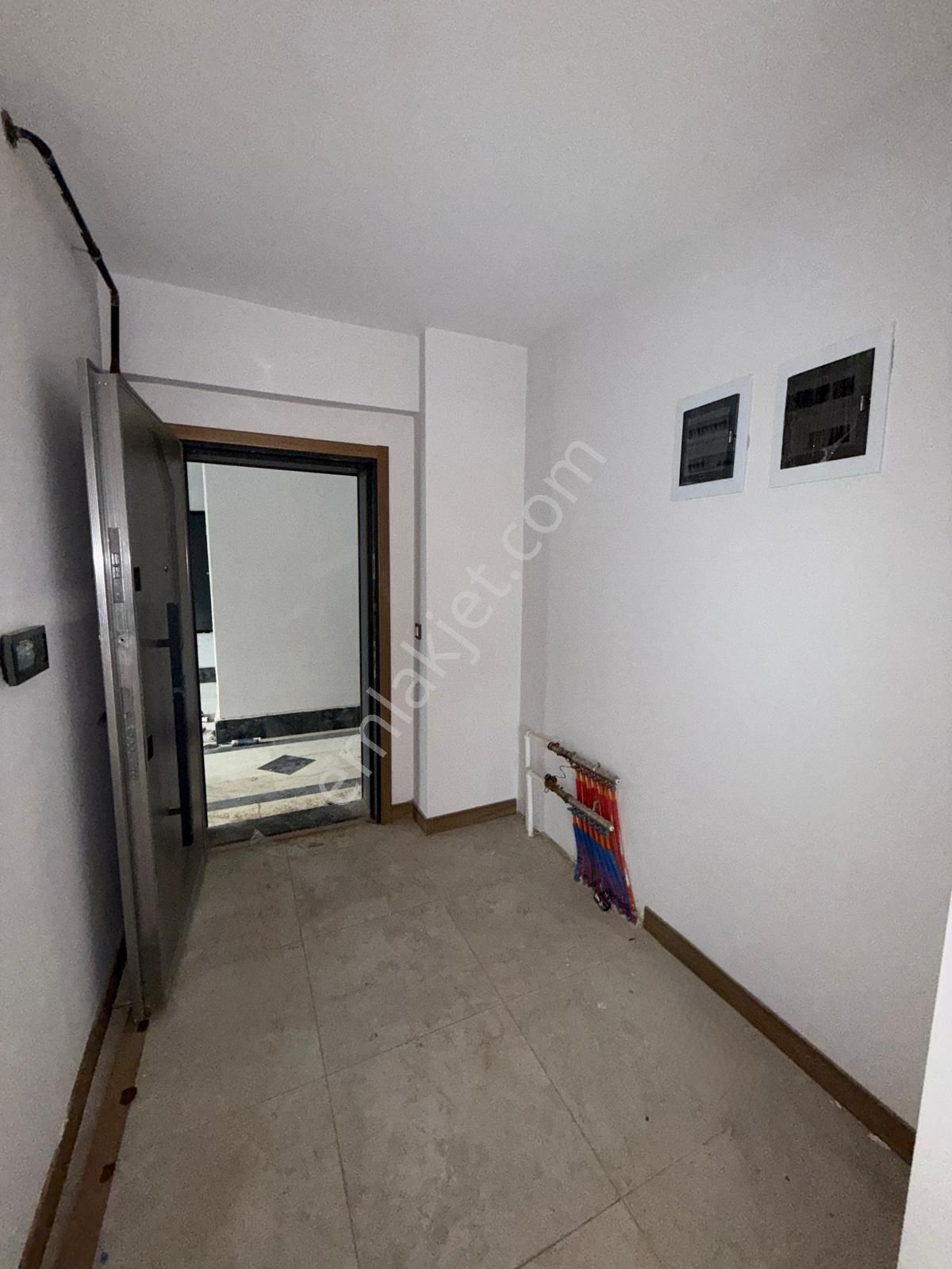 Göl Manzaralı 3+1 Kapalı Mutfak Kiralık Daire - Görsel 14