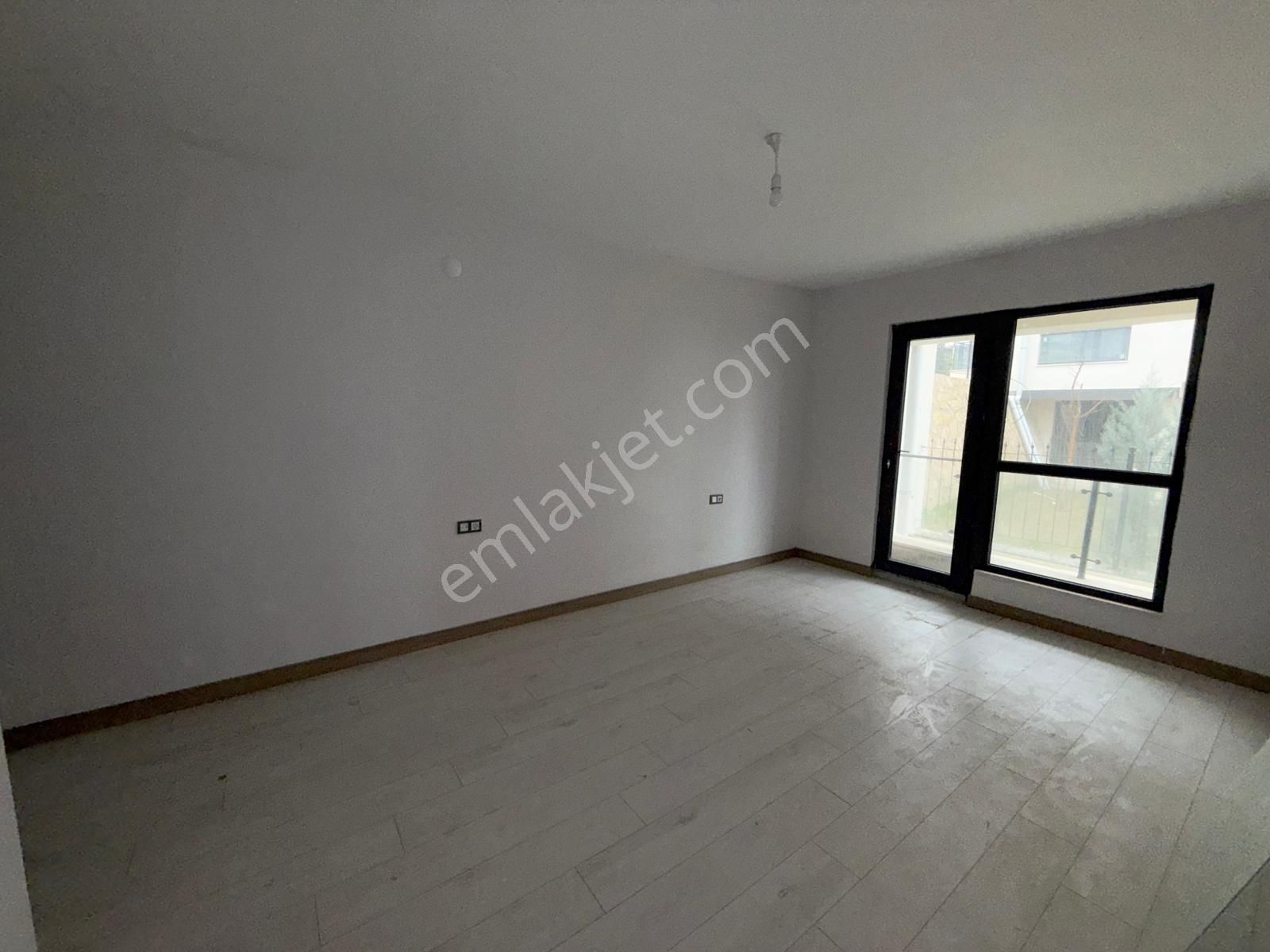 Göl Manzaralı 3+1 Kapalı Mutfak Kiralık Daire - Görsel 8