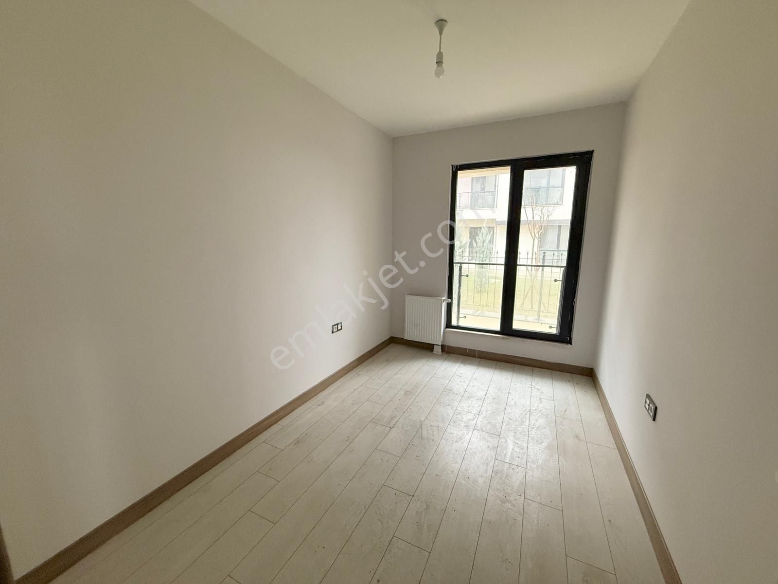 Göl Manzaralı 3+1 Kapalı Mutfak Kiralık Daire - Görsel 6