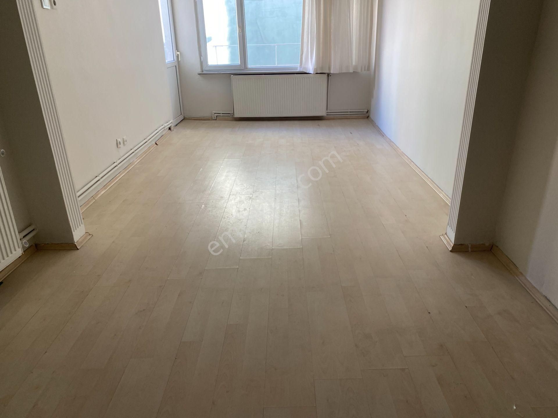 Destan-068-k.m.paşa-carrefour-civarı-1-oda-1-salon-70m2-son-3.kat-kombili-açıklamayı-okuyun - Görsel 4