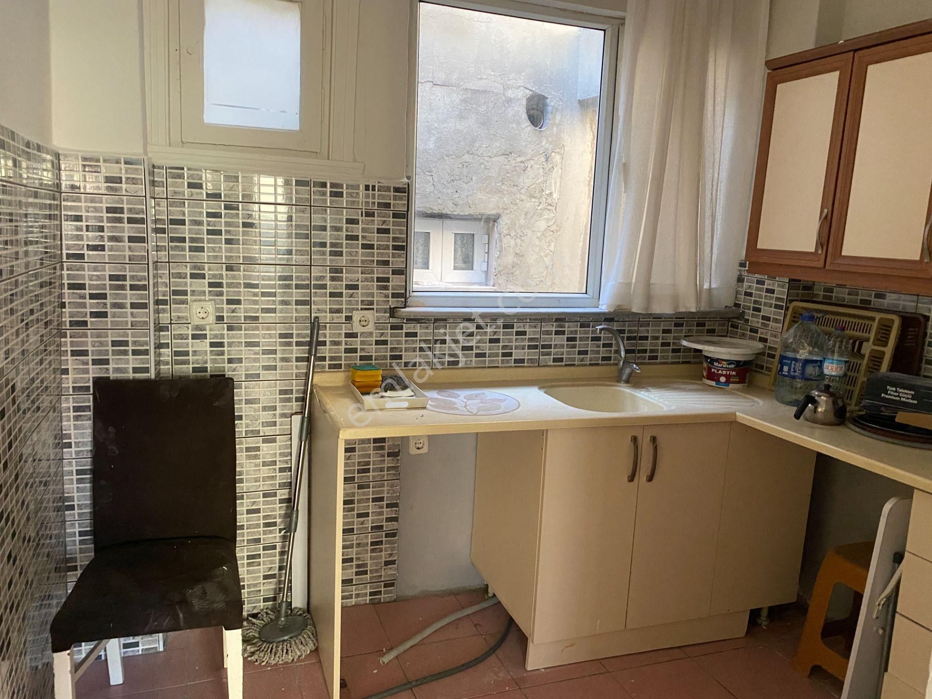 Destan-068-k.m.paşa-carrefour-civarı-1-oda-1-salon-70m2-son-3.kat-kombili-açıklamayı-okuyun - Görsel 24