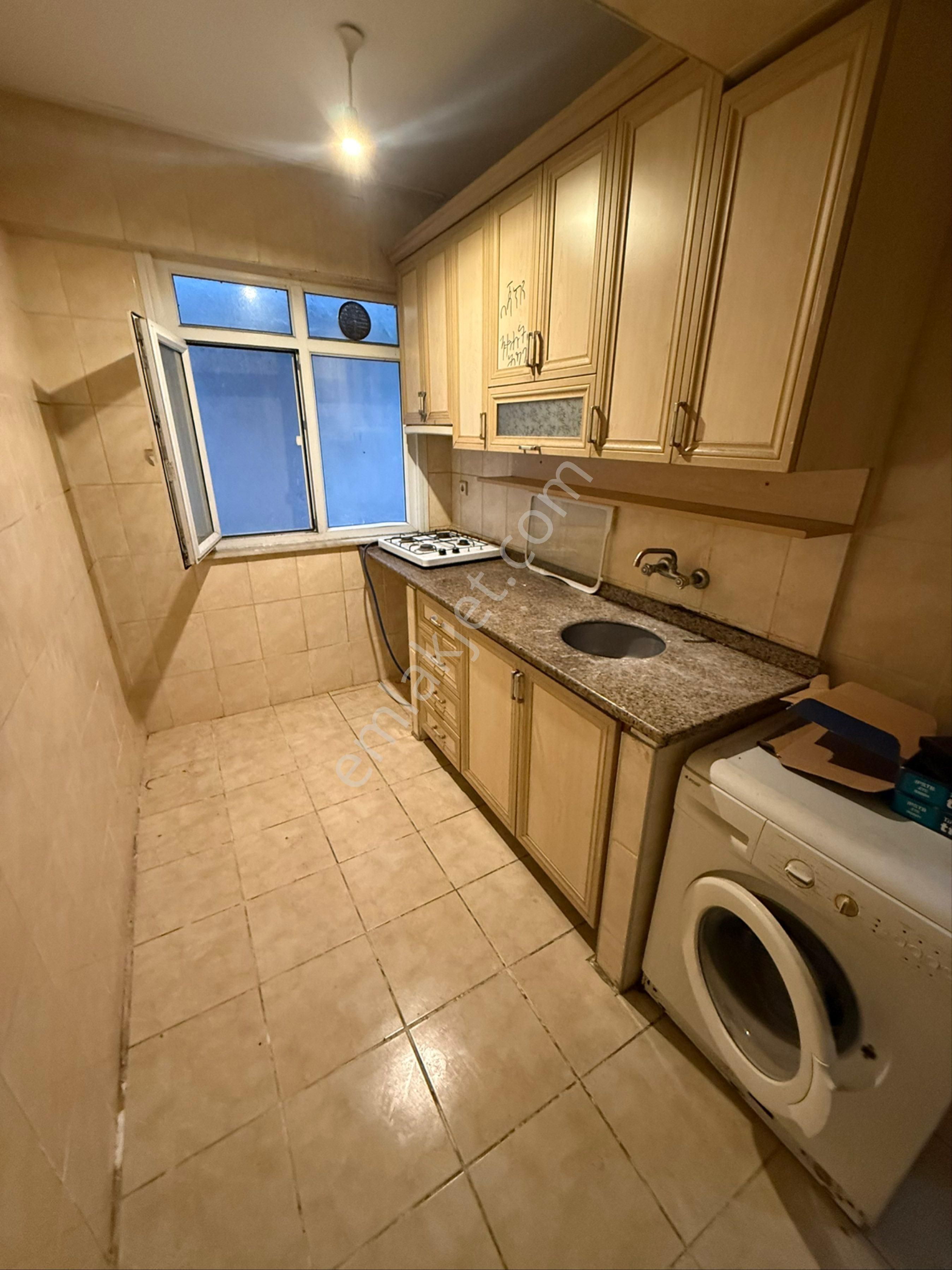 Fatih İskenderpaşa Mah Kıralık Daıre 1+1 Y. Giriş - Görsel 23