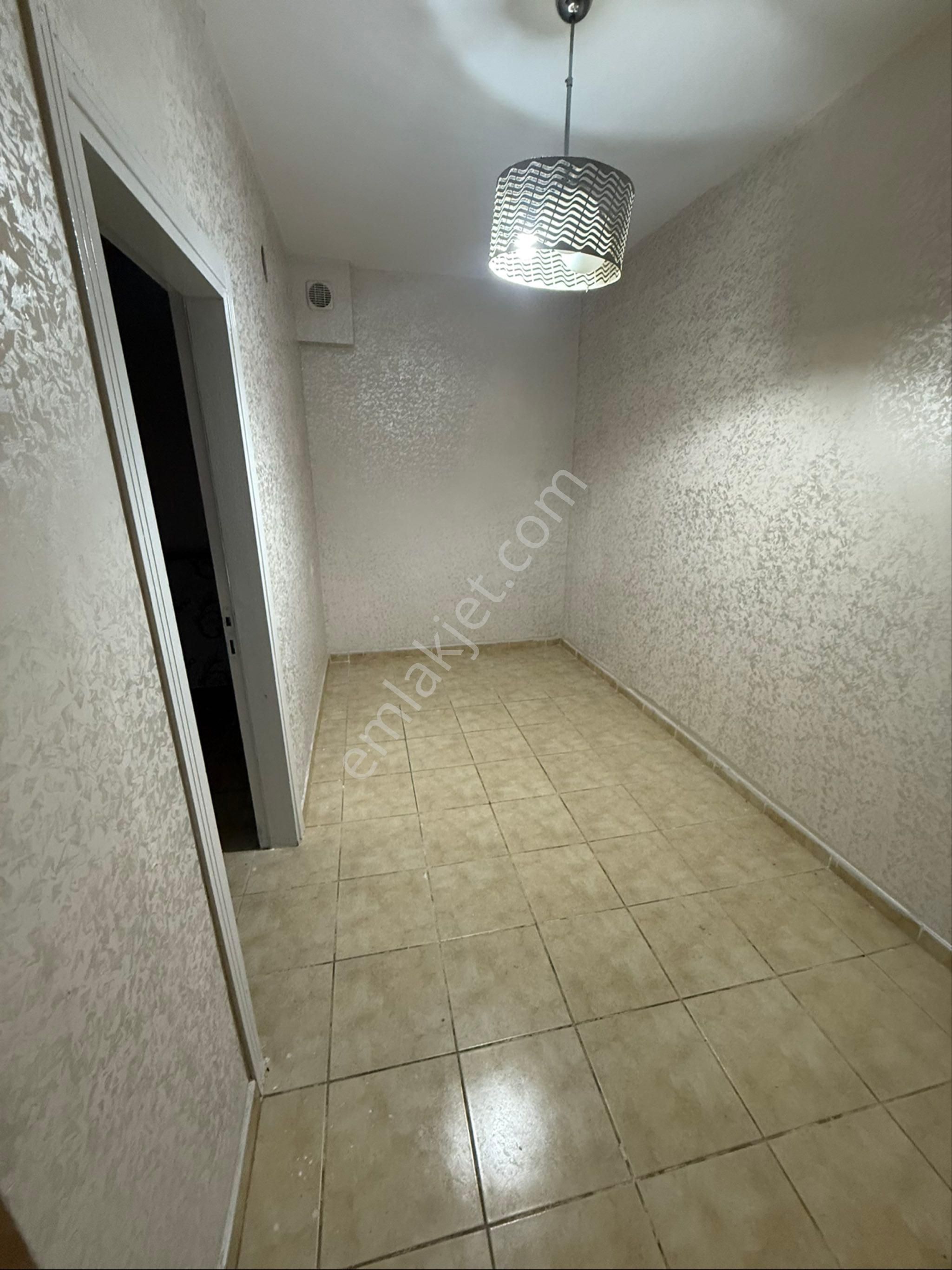 Fatih İskenderpaşa Mah Kıralık Daıre 1+1 Y. Giriş - Görsel 6