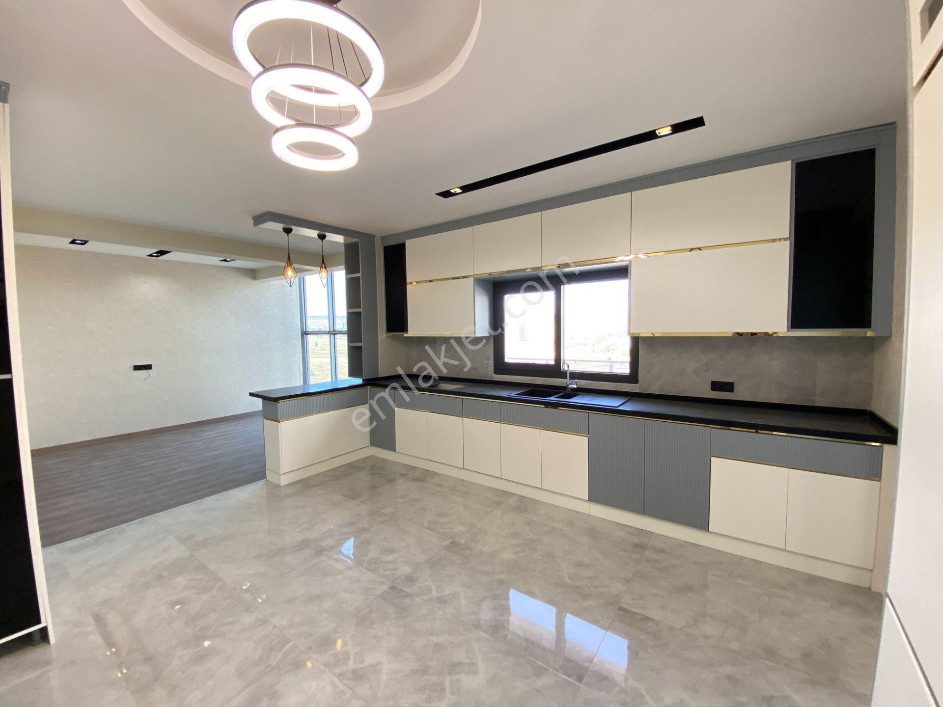 Beylerbeyi Satılık Ultra Lüks 5+1daire İsbay Emlak'ta - Görsel 14