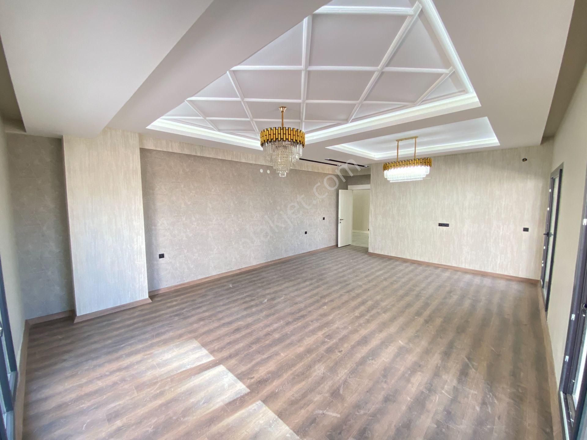 Beylerbeyi Satılık Ultra Lüks 5+1daire İsbay Emlak'ta - Görsel 4