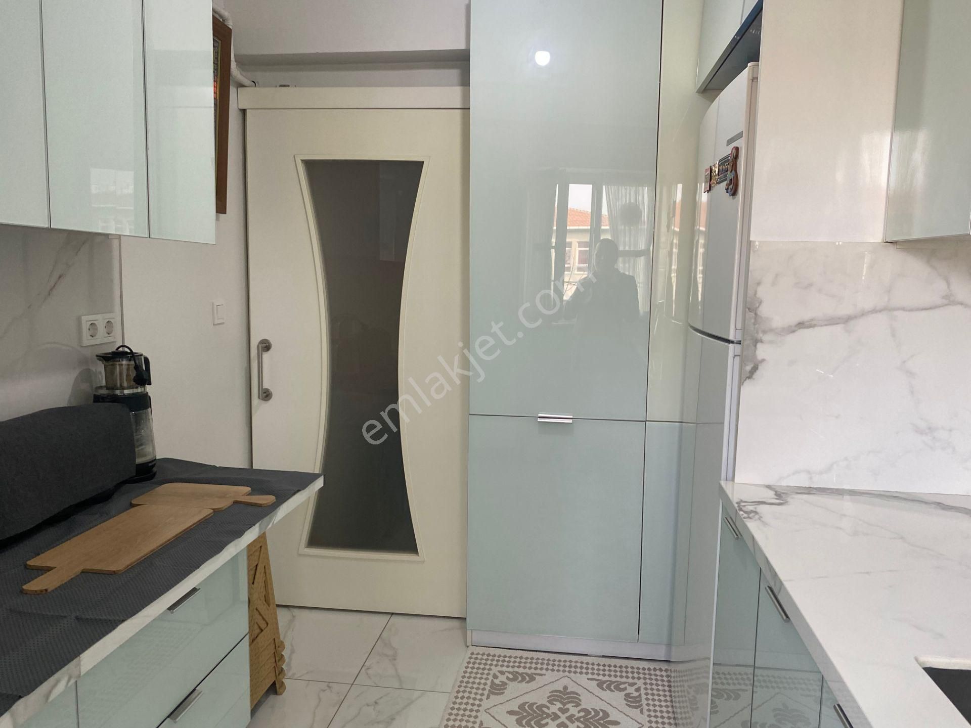 Avrupa Emlak Tan Esenler Fatih Mah 115m² 3+1 3.kat,16-20 Yaş Arası,iskalı,krediye Uygun,asansörlü - Görsel 17