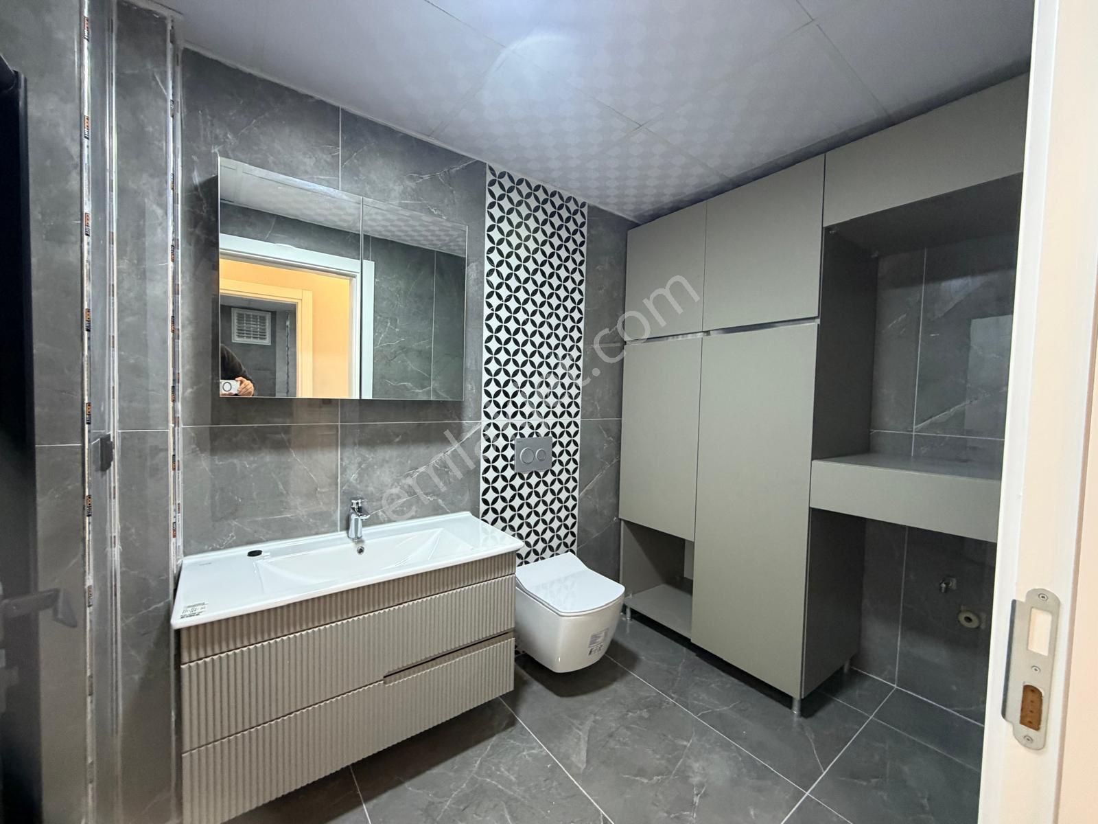 Yüksel Emlaktan Yeni Mahalle Koşu Yolunda Kiralık Lüxx Daire Kaçmazz - Görsel 18