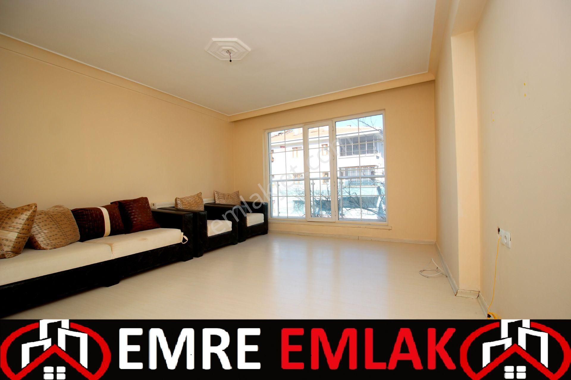 Emre Emlak'tan Süvari'de Arakatta Asansörlü Boş Satılık 2+1 Daire