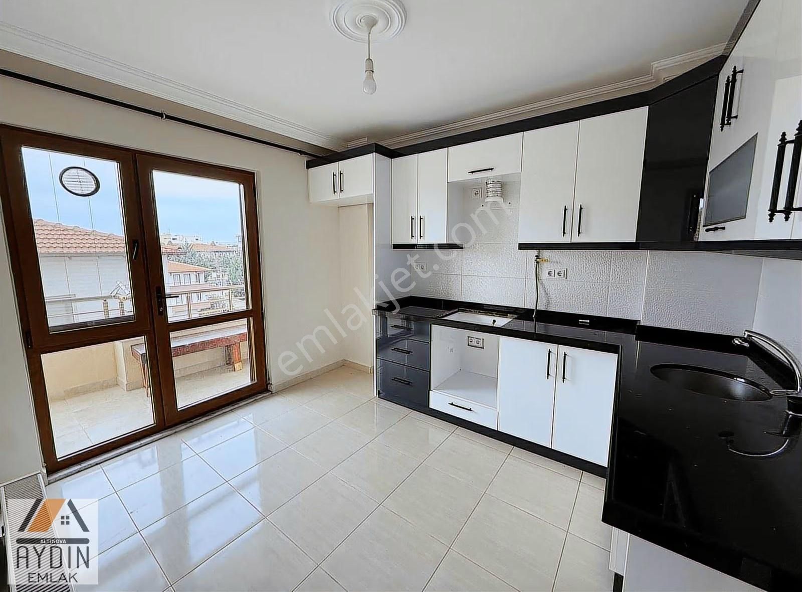 Altınova Hürriyet Mah Satılık Komple Bina (6 Daire) - Görsel 18