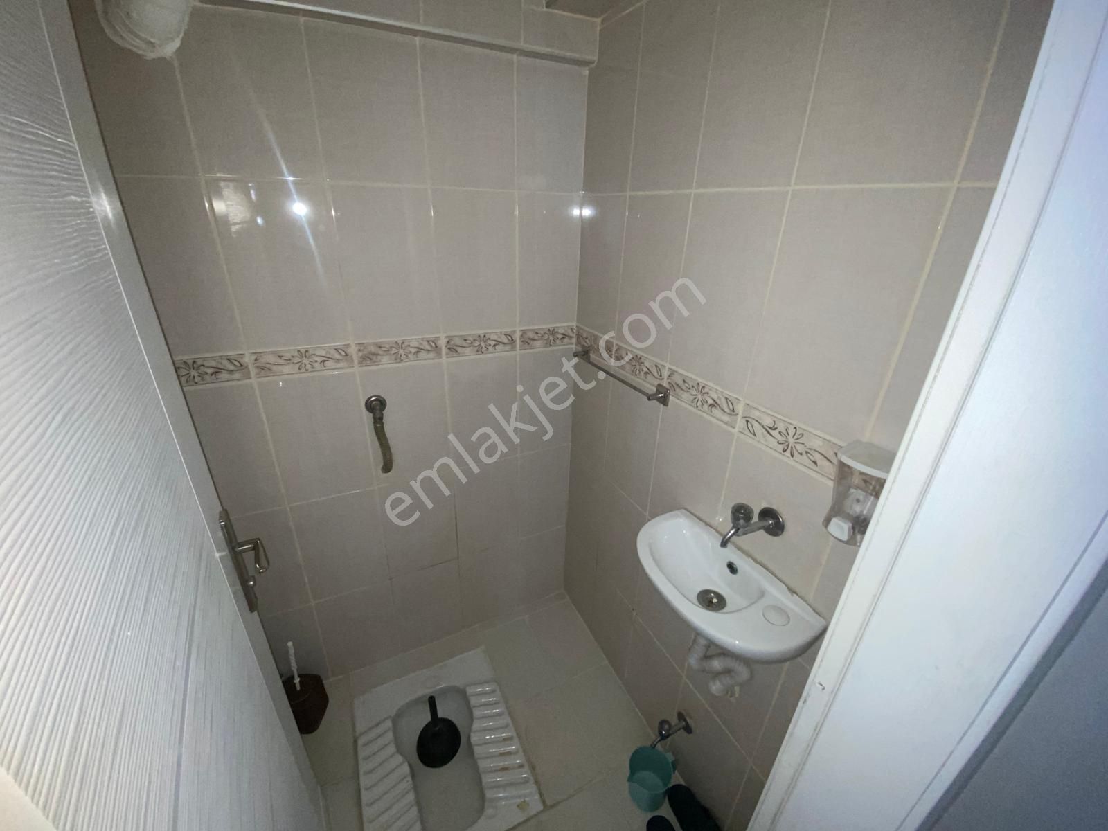 Plevne Mahallesinde 3+1 Ara Katta Yapılı Fırsat Daire - Görsel 33