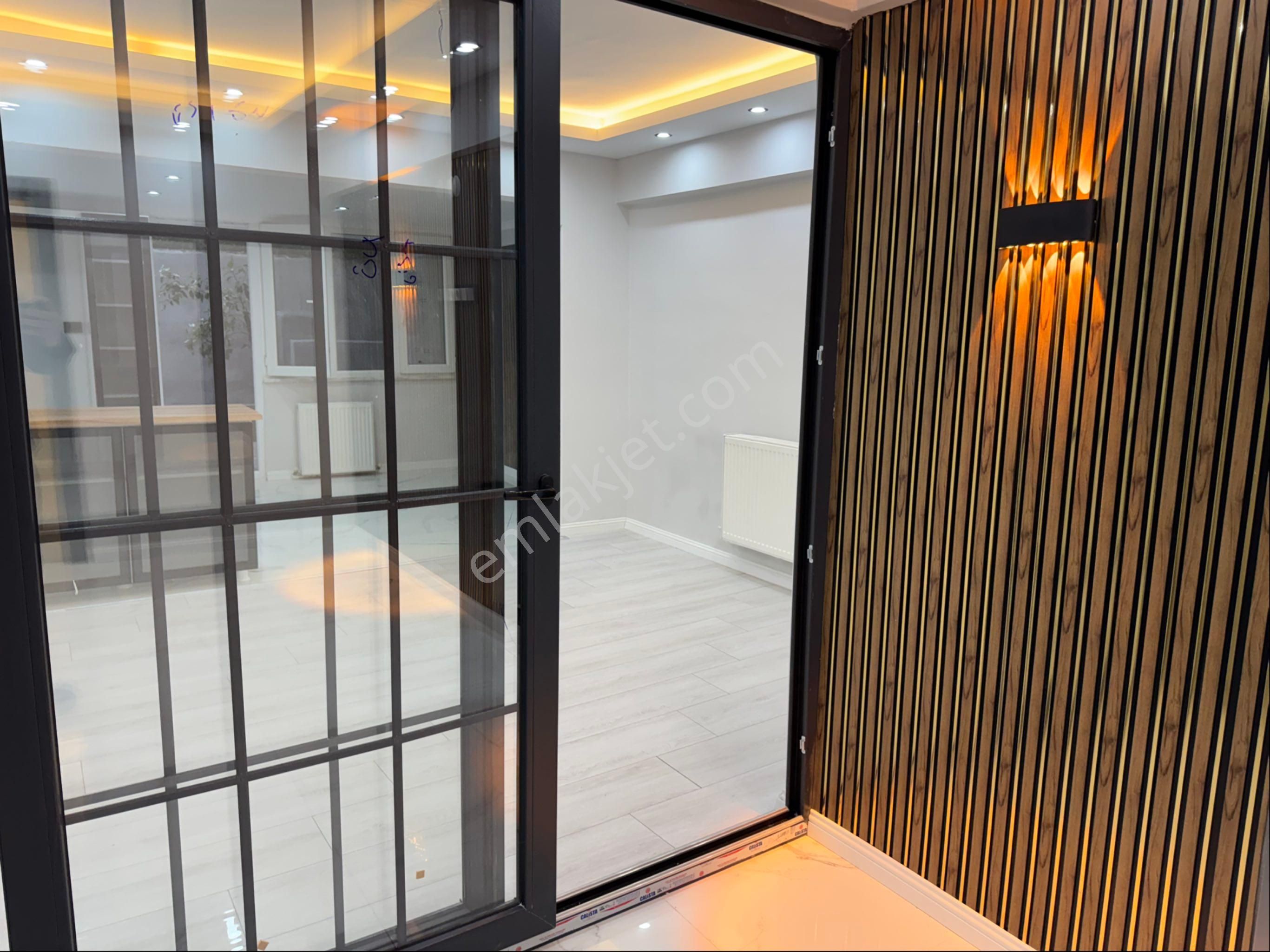 Şehrin Merkezi’ Nde Çok Özel Tadilatlı Konsept Dairemiz - Görsel 15