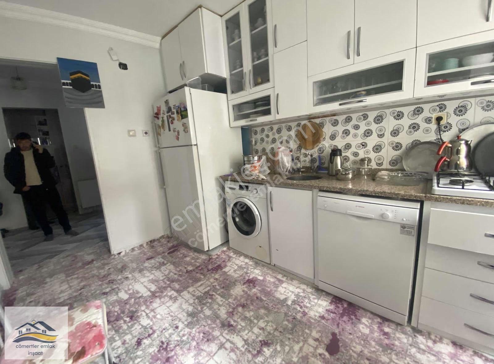 Güneş De 110m 2 Kat ,1 Bodrum, D. Gazlı, 3 Er Odalı, Müstakil Ev - Görsel 31