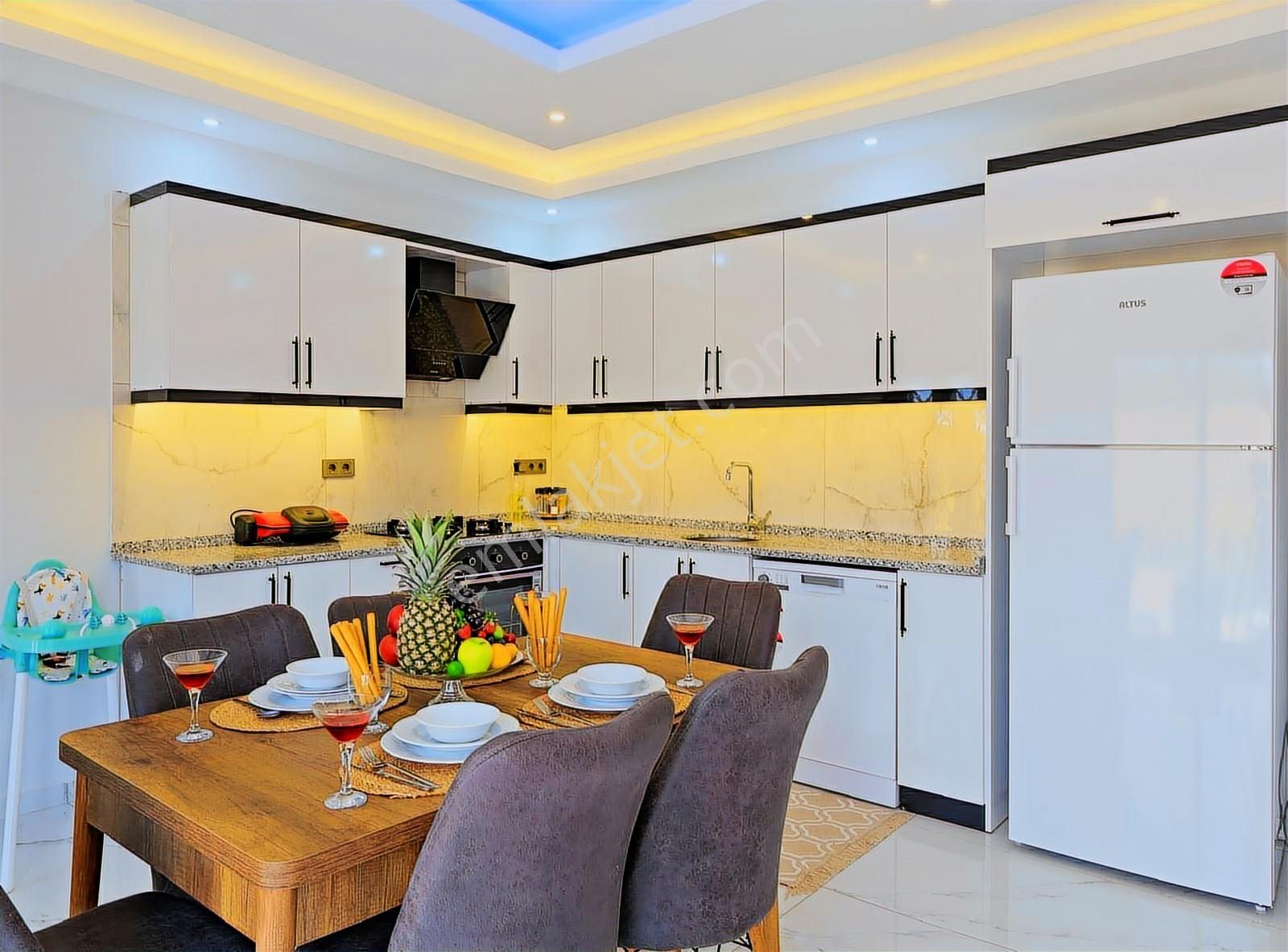 Stoptan Fethiye Çamköyde Eşyalı Havuzlu 2+1 Villa - Görsel 4