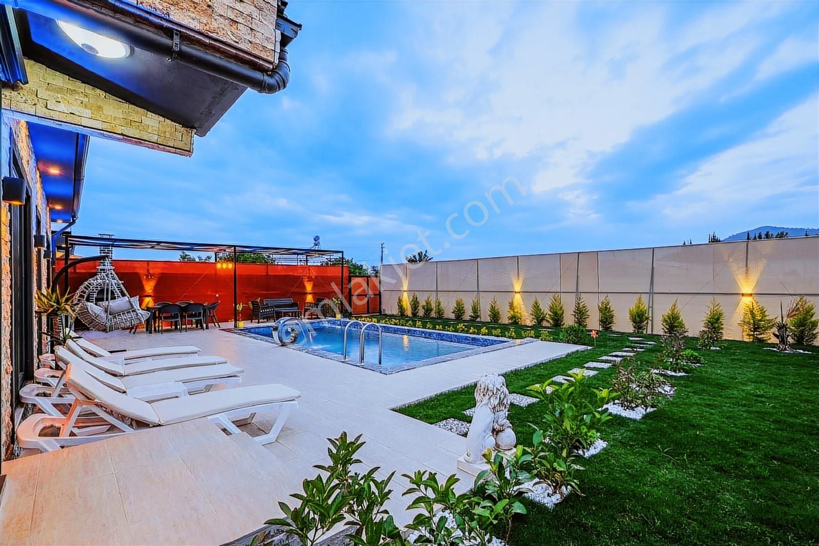 Stoptan Fethiye Çamköyde Eşyalı Havuzlu 2+1 Villa - Görsel 18