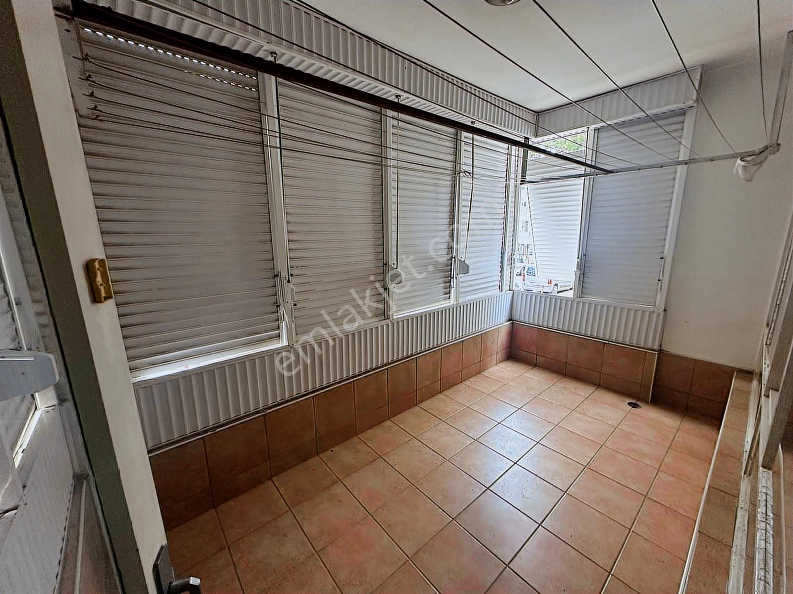 Bahçelievler Mahallesi Atatürk Parkı Karşısı Satılık 3+1 Daire - Görsel 4