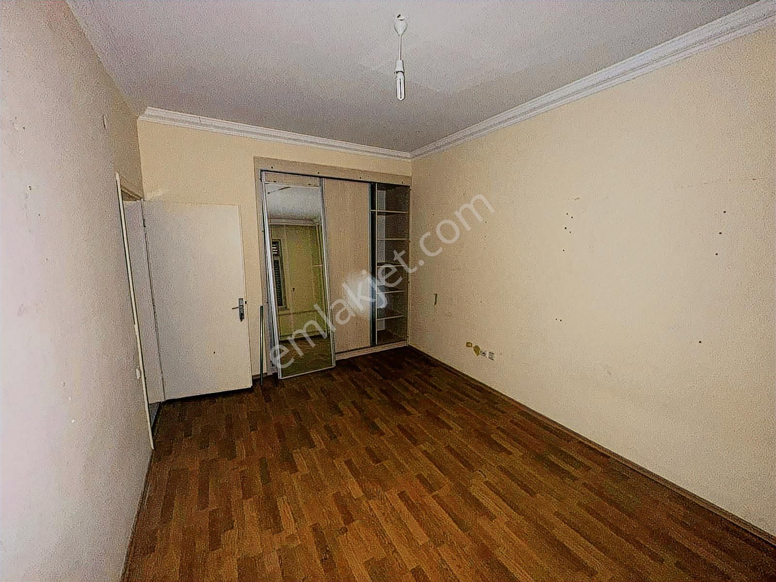 Bahçelievler Mahallesi Atatürk Parkı Karşısı Satılık 3+1 Daire - Görsel 9