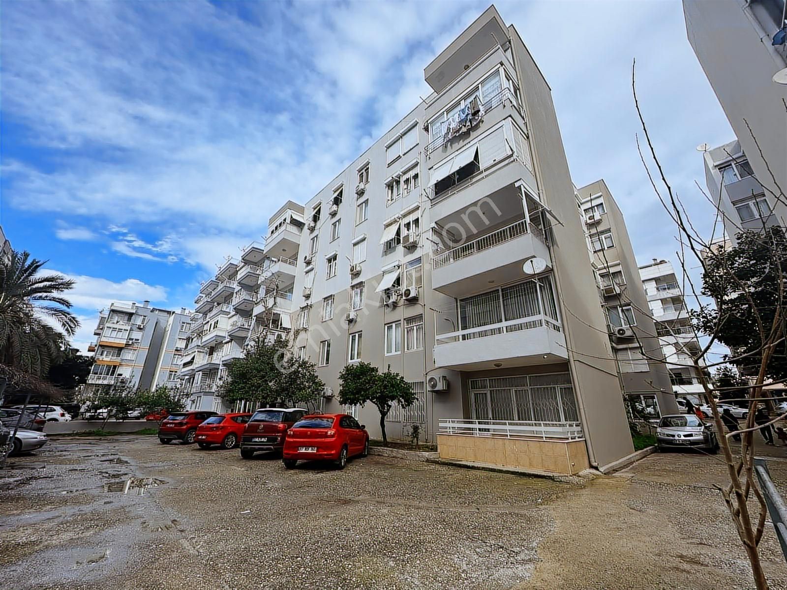 Bahçelievler Mahallesi Atatürk Parkı Karşısı Satılık 3+1 Daire - Görsel 11