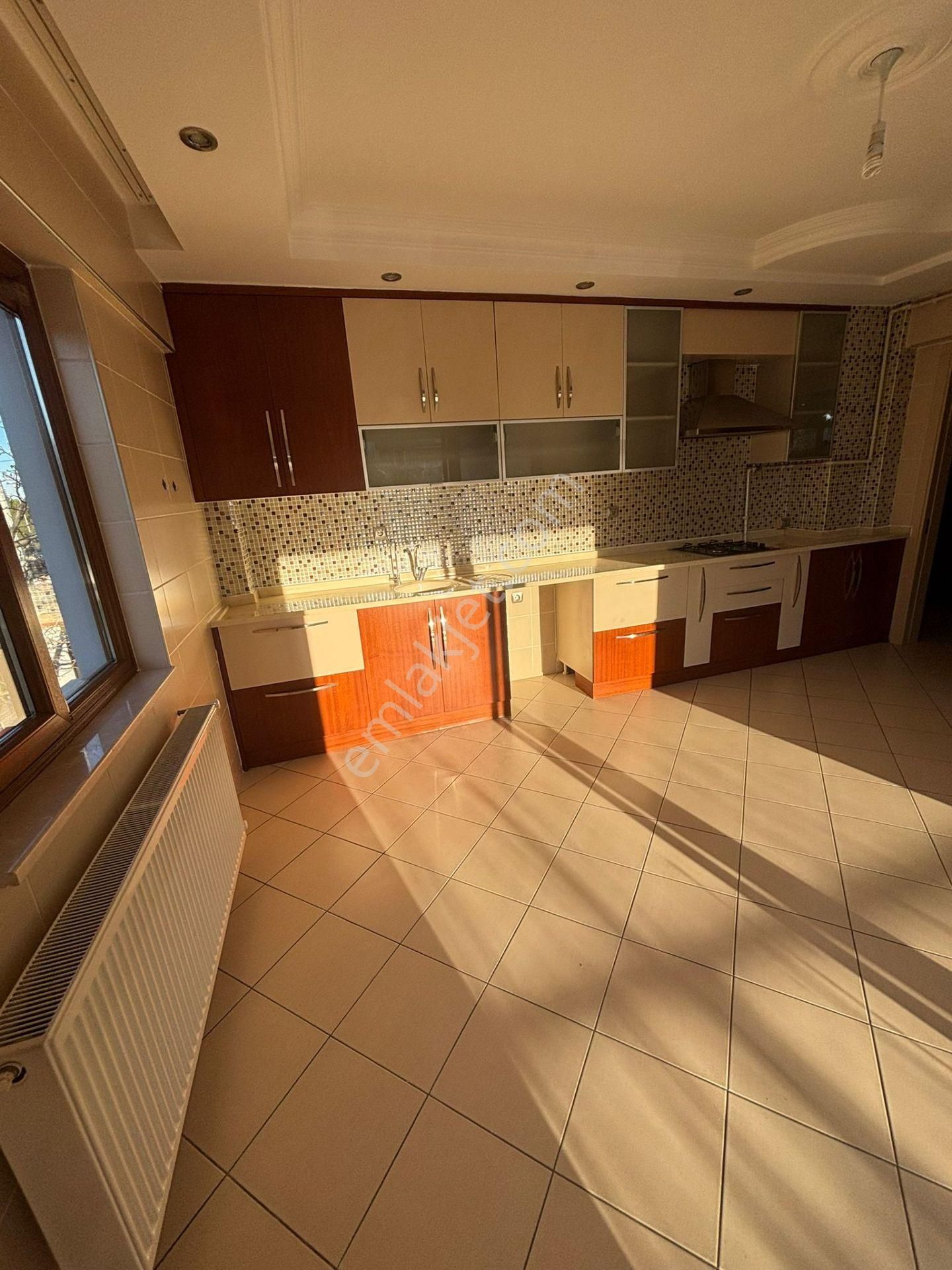 Kaan Emlaktan Şirinköyde Doğa Manzaralı Lüks Daire - Görsel 11