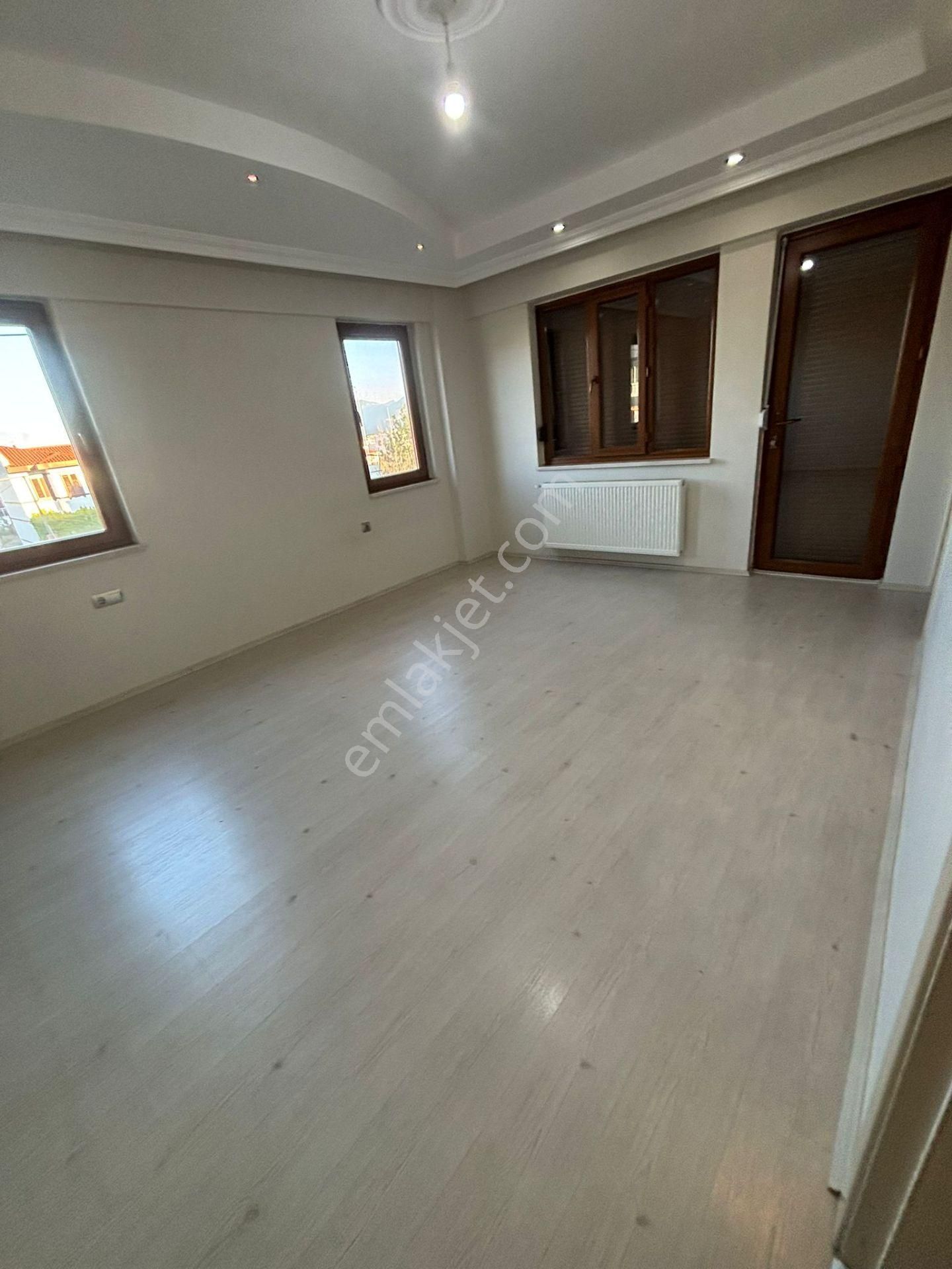 Kaan Emlaktan Şirinköyde Doğa Manzaralı Lüks Daire - Görsel 15