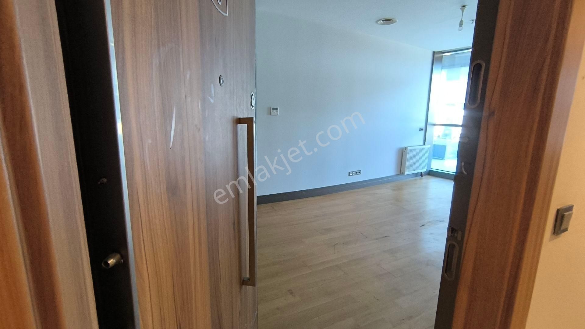 Bağcılar Batıkent'de 1+1 Boş Bahçe Katı Satılık Daire - Görsel 17