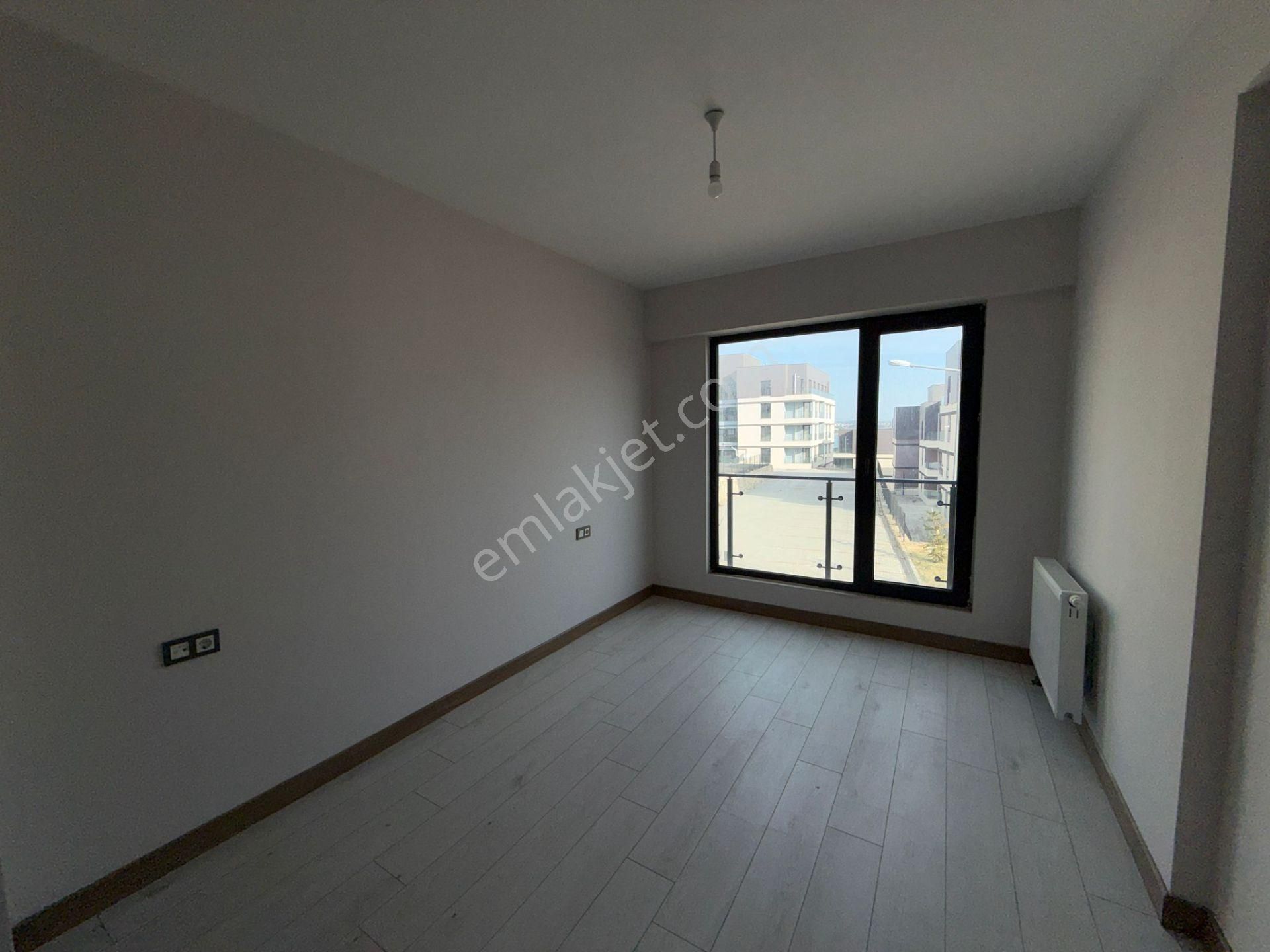 Göl Manzaralı 2+1 Kapalı Mutfak Satılık Daire - Görsel 7