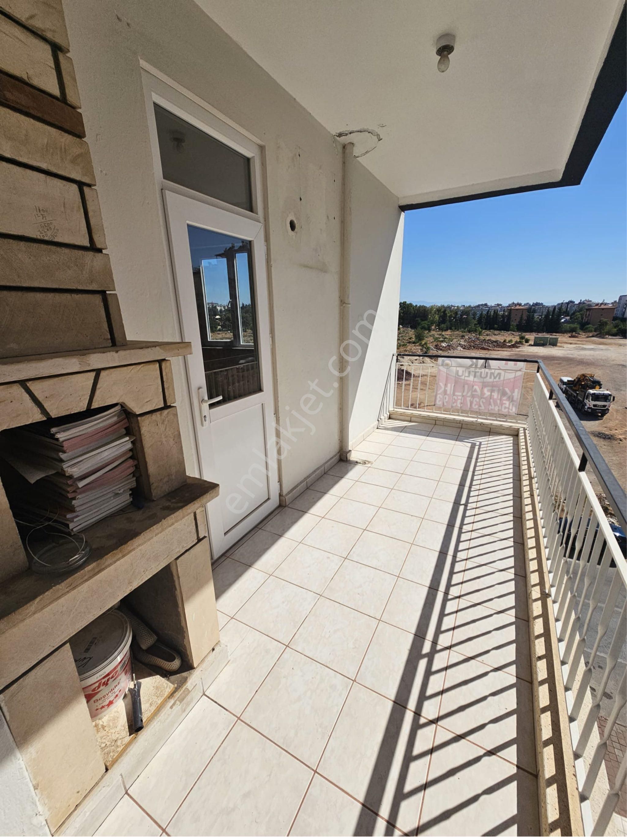 A K Mutludan Bayındırda Ay Sonu Teslim 3+1 Asansörsüz 4.kat Ev - Görsel 25