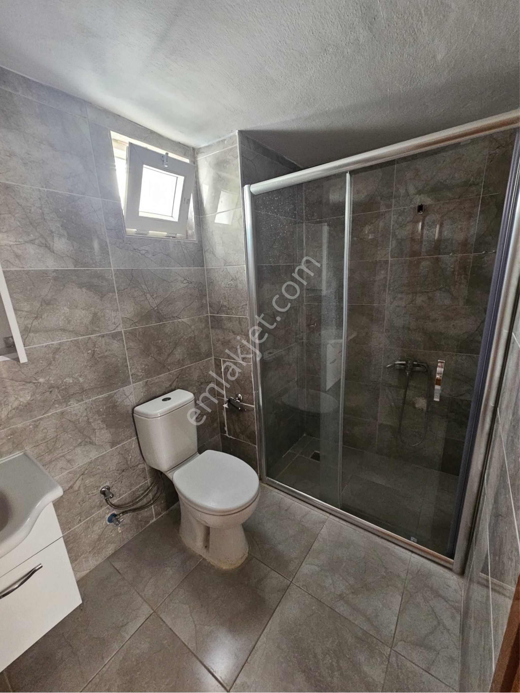 A K Mutludan Bayındırda Ay Sonu Teslim 3+1 Asansörsüz 4.kat Ev - Görsel 12