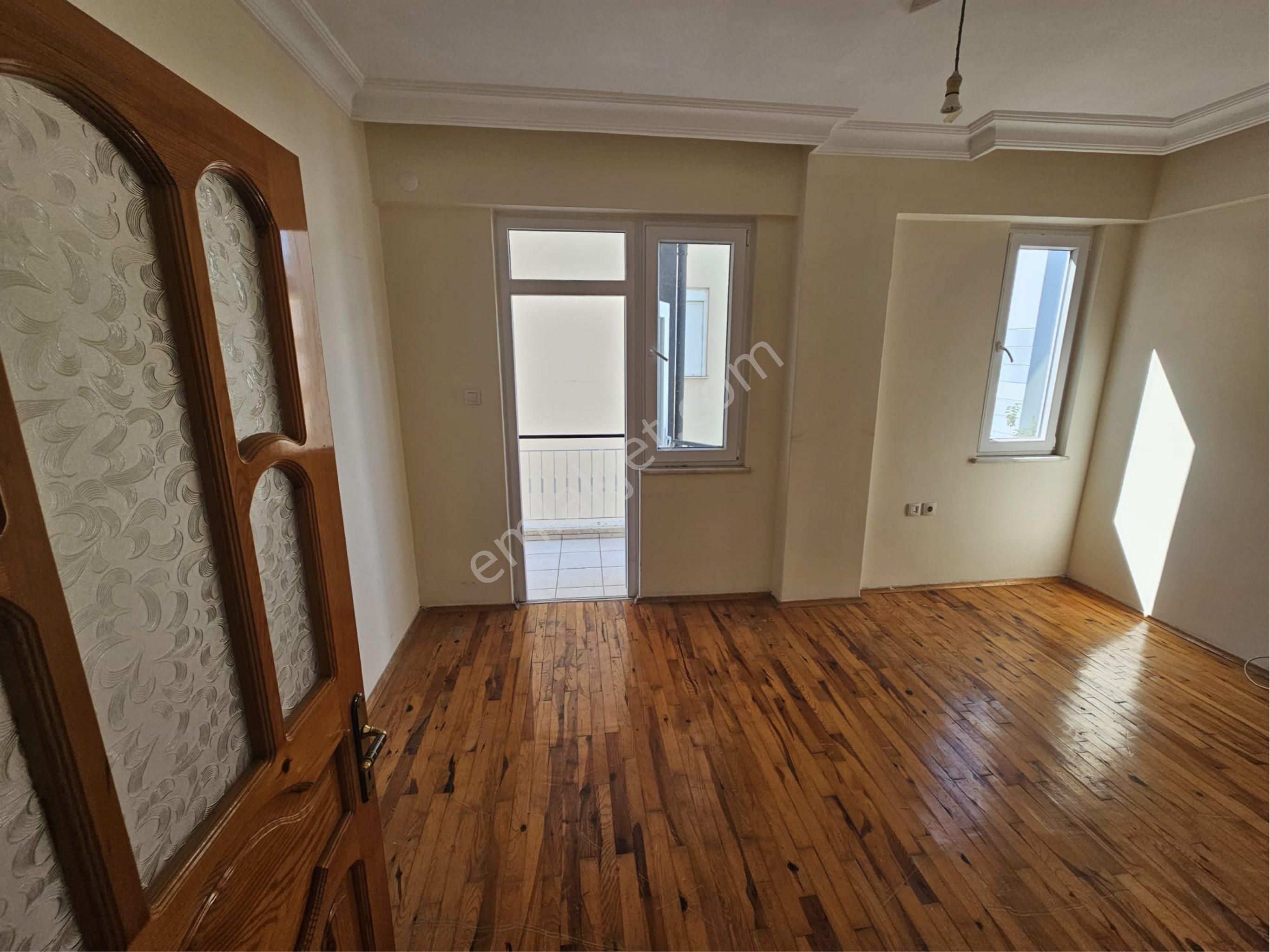 A K Mutludan Bayındırda Ay Sonu Teslim 3+1 Asansörsüz 4.kat Ev - Görsel 8