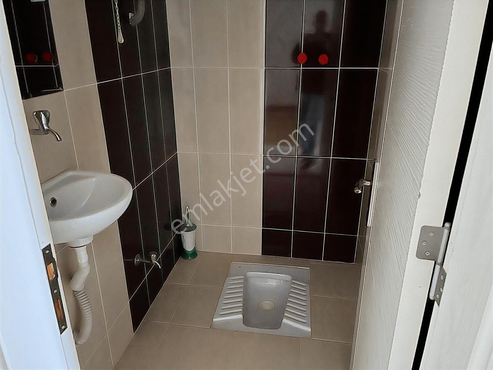 İzmir Buca'da Bakımlı Doğal Gazlı Kiralık 3+1 120 M2 Daire - Görsel 5