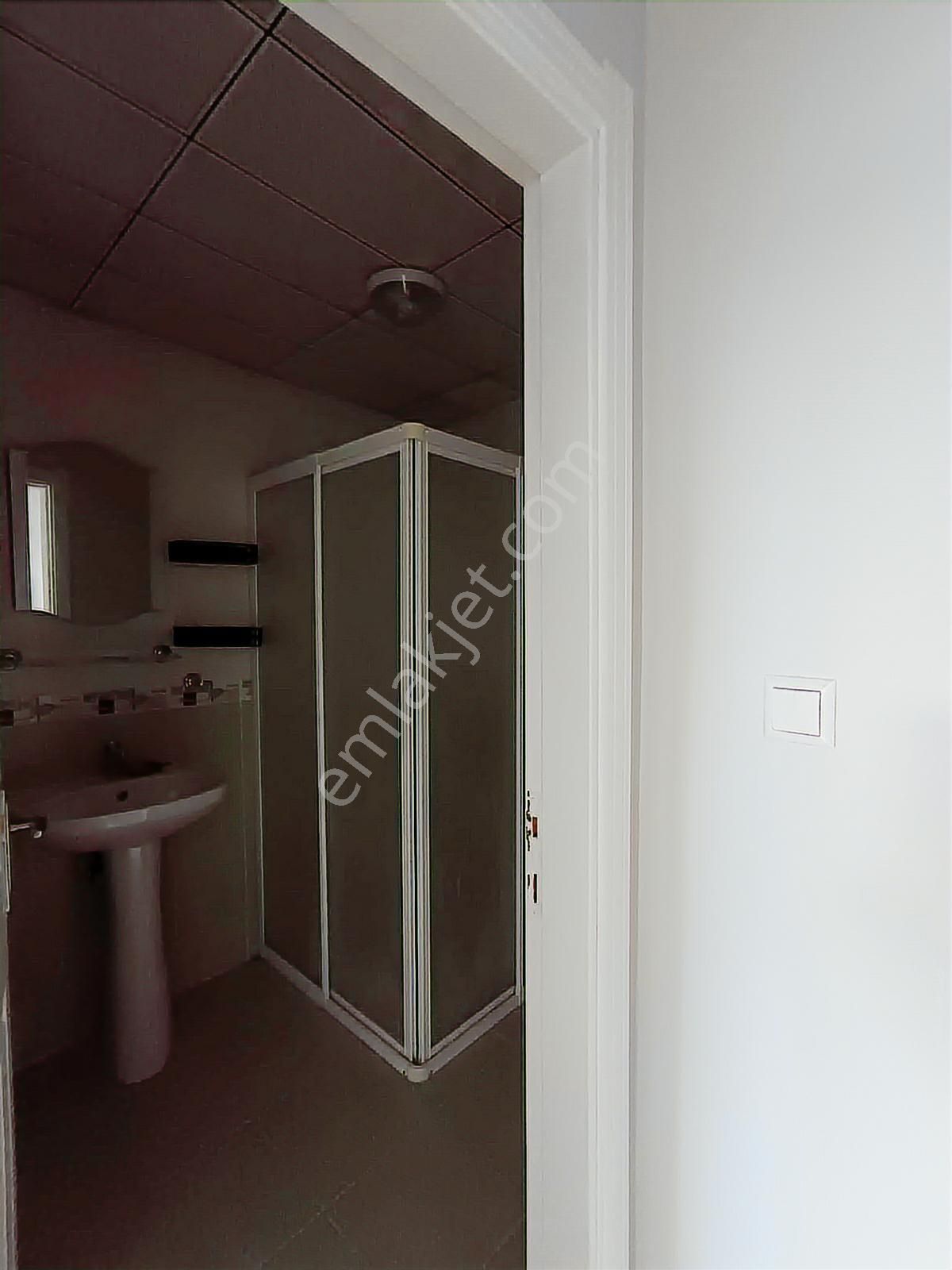 Balkan Gündüzden Bahçelievler Mahallesinde 2+1 Kiralık Daire - Görsel 13