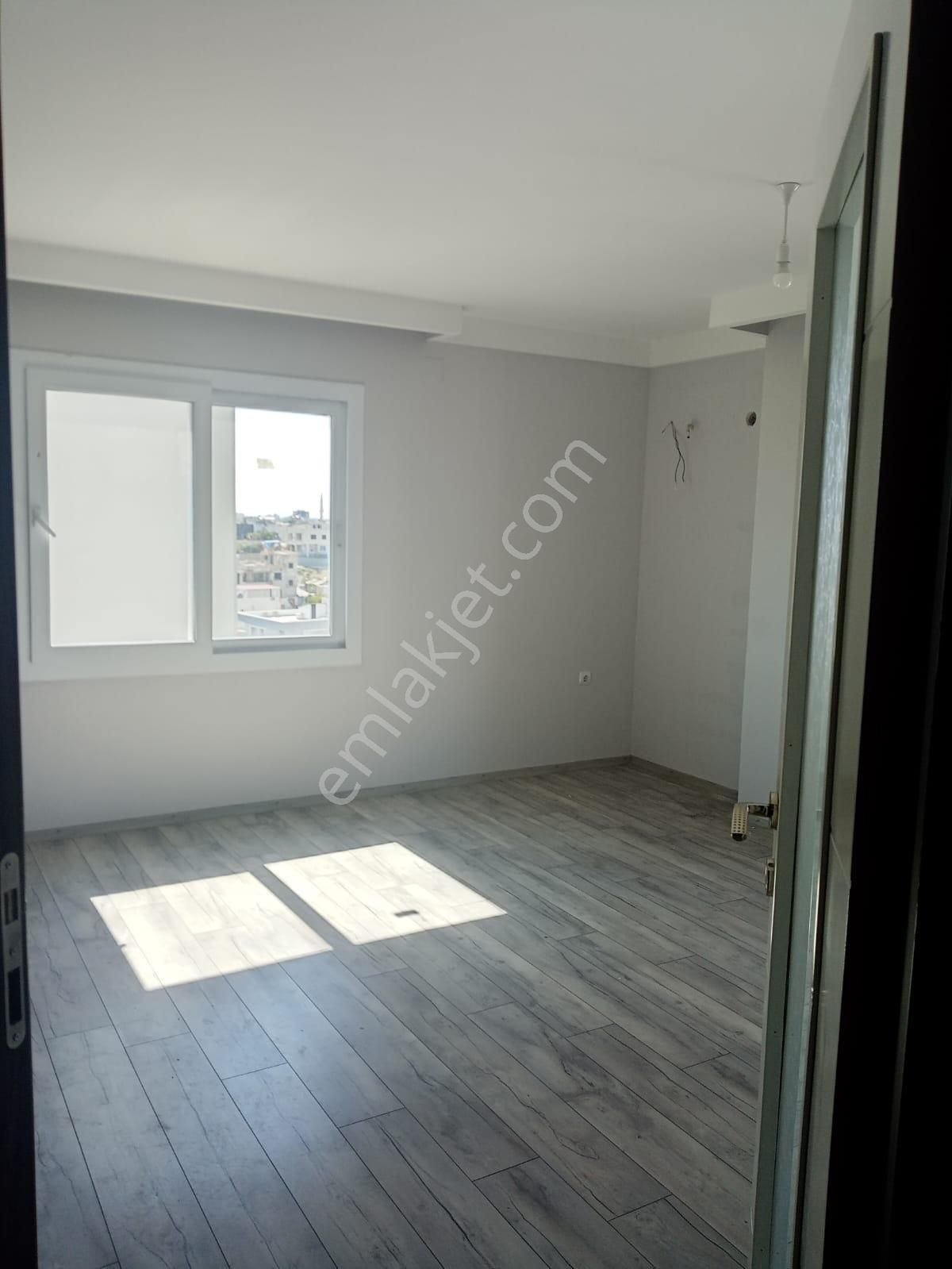 Adana Sarıçam Yeşiltepede Fırsat Kiralık Çepheleri Açık Daire 2+1 Daire - Görsel 2