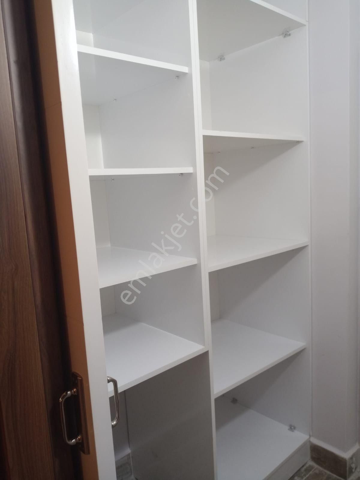 Adana Sarıçam Yeşiltepede Fırsat Kiralık Çepheleri Açık Daire 2+1 Daire - Görsel 6