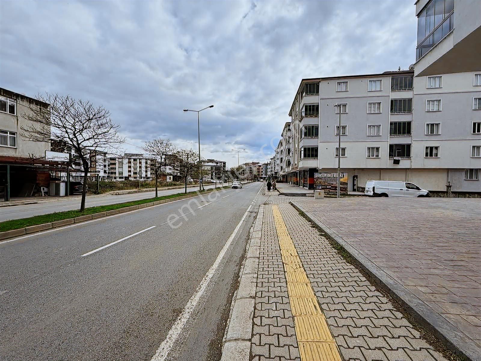 Tekkeköy Kurtuluş Mahallesin'de Bulvara Cephe 600 M² Dükkan - Görsel 21