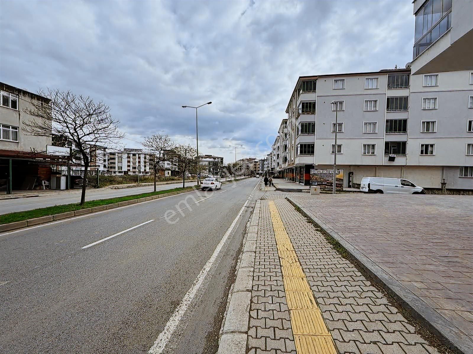 Tekkeköy Kurtuluş Mahallesin'de Bulvara Cephe 600 M² Dükkan - Görsel 34