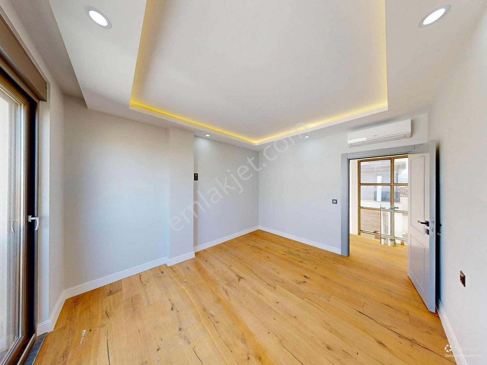 Altınkalede Özel Havuzlu Asansörlü 4+1 Ultra Lüks Tripleks Vill - Görsel 22