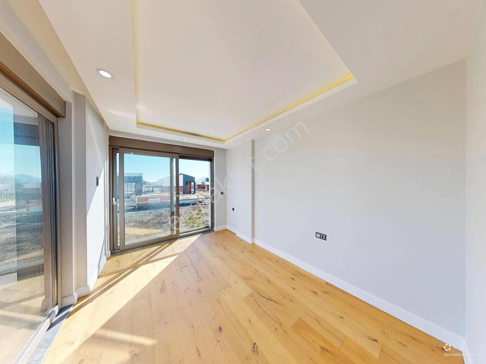 Altınkalede Özel Havuzlu Asansörlü 4+1 Ultra Lüks Tripleks Vill - Görsel 4