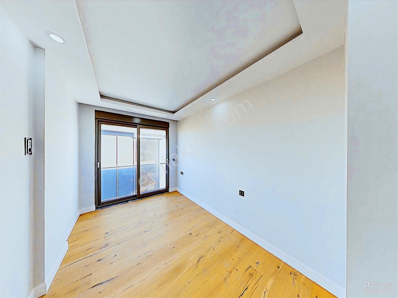 Altınkalede Özel Havuzlu Asansörlü 4+1 Ultra Lüks Tripleks Vill - Görsel 20