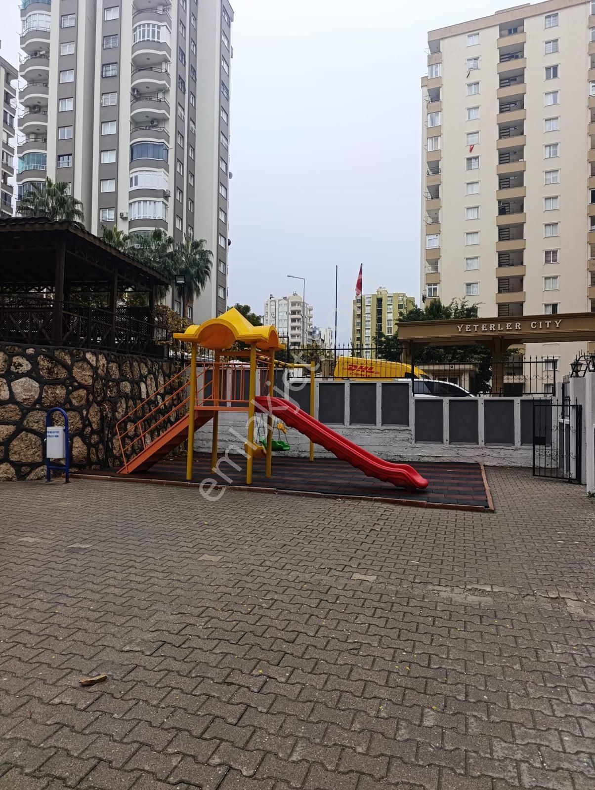 Huzurevlerinde Bulvara Yakın 200 M² Geniş 3 Cepheli 3+1 Daire - Görsel 9