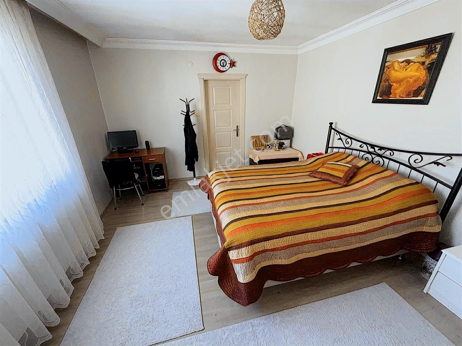 Bahçelievler Mah. Beyoğlu Caddesi Yakını Satılık 3+1 Geniş Daire - Görsel 27