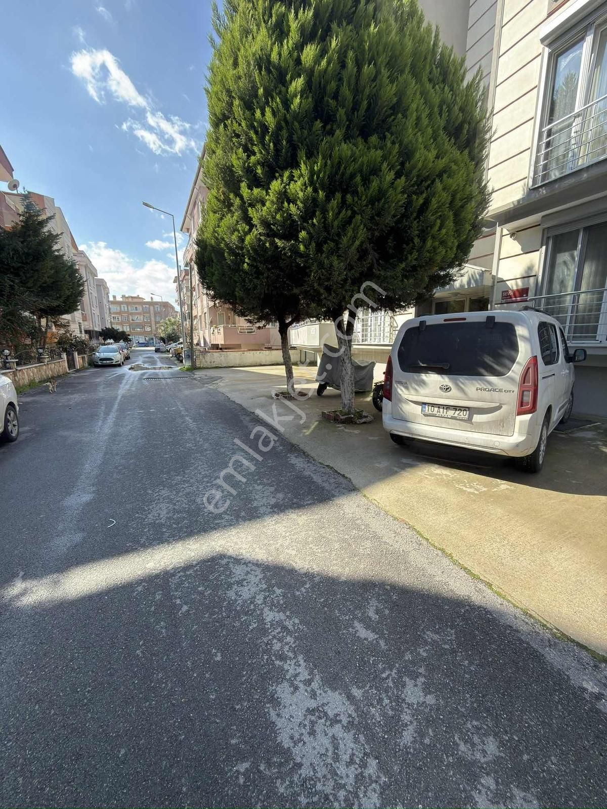 Bahçelievler Mah. Beyoğlu Caddesi Yakını Satılık 3+1 Geniş Daire - Görsel 5