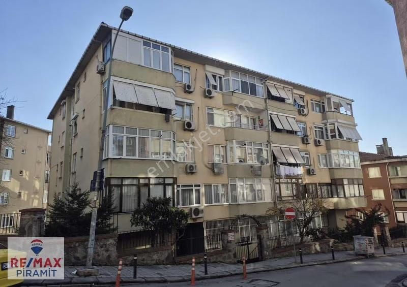 Kadıköy Hasanpaşa'da Satılık 2+1