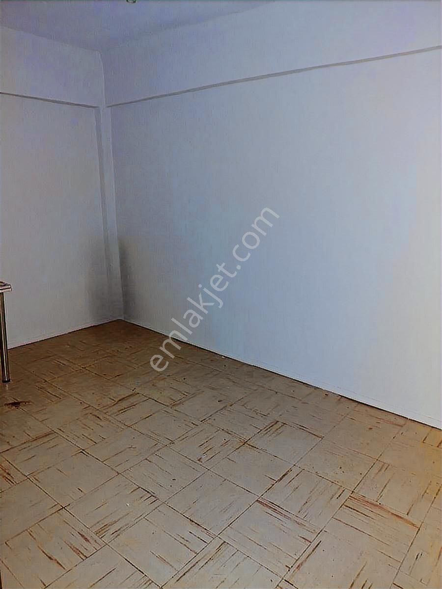 Çarşı Merkezde Satılık 3+1 Bakımlı Arakat Daire - Görsel 5