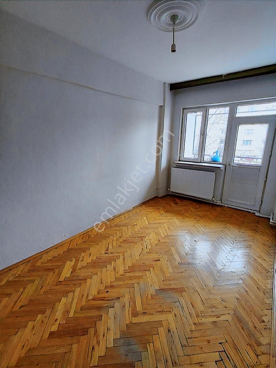 Çarşı Merkezde Satılık 3+1 Bakımlı Arakat Daire - Görsel 10
