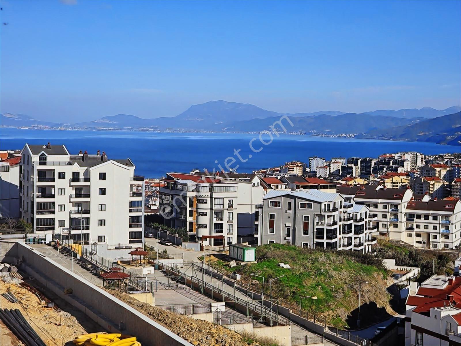 Tırpan'dan Halitpaşanın Gözde Sitesinde 4+1 Deniz Manzaralı - Görsel 24