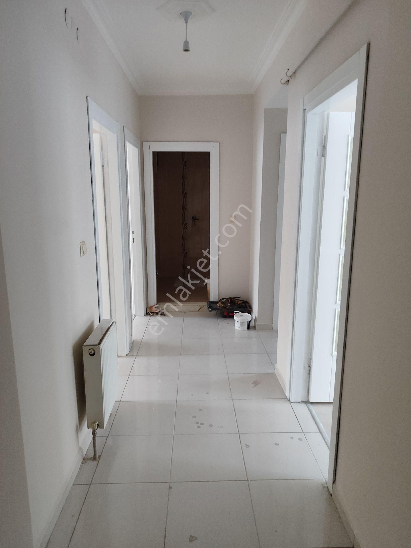 Kumlubel Parkı Yanında Sahibinden Kiralık 2+1 Boyası Yapılmış Temiz Daire - Görsel 3