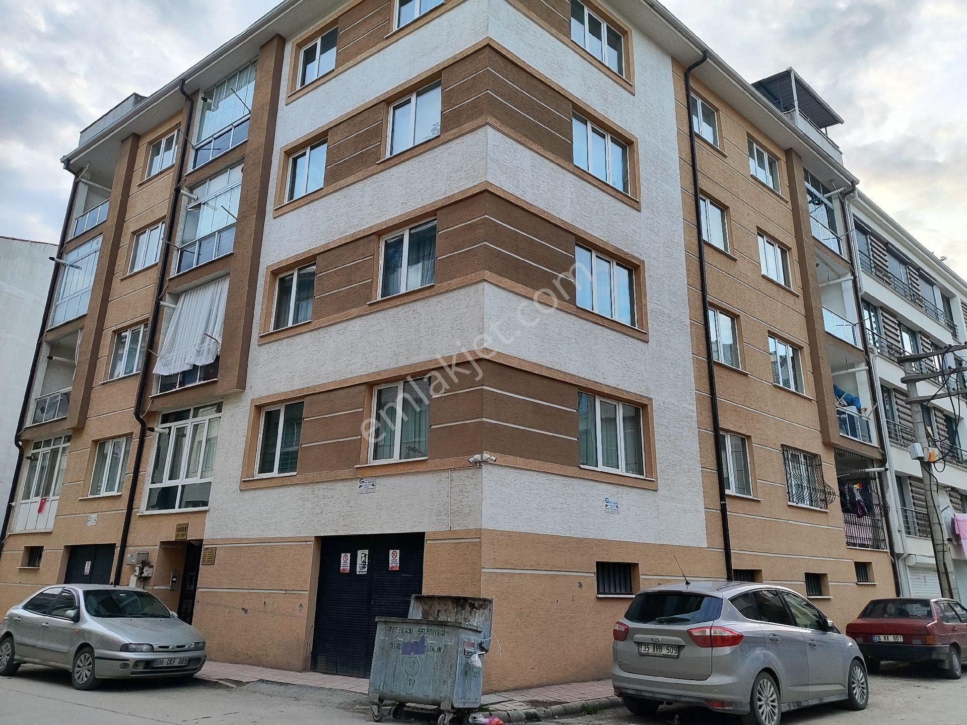 Kumlubel Parkı Yanında Sahibinden Kiralık 2+1 Boyası Yapılmış Temiz Daire