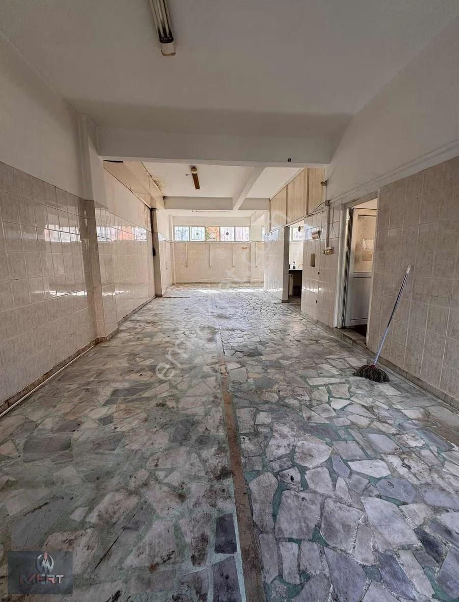 Ataşehir/mimar Sinan Mah'de Düz Giriş Geniş Kullanımlı Dükkan - Görsel 3